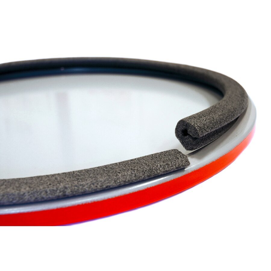 Die Kantenschutzleisten lassen sich leicht aufstecken und sind dank hoher Lippenspannung selbsthaltend Die Kantenschutzleisten lassen sich leicht aufstecken und sind dank hoher Lippenspannung selbsthaltend