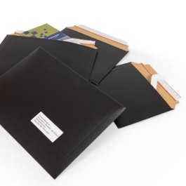 Kartonversandtaschen schwarz Kartonversandtaschen schwarz