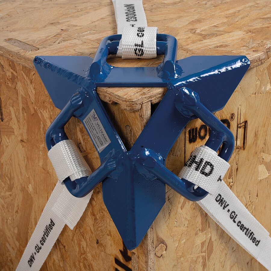 Lashing Ecke aus Metall für eine sichere Verzurrung der Ecken Lashing Ecke aus Metall für eine sichere Verzurrung der Ecken