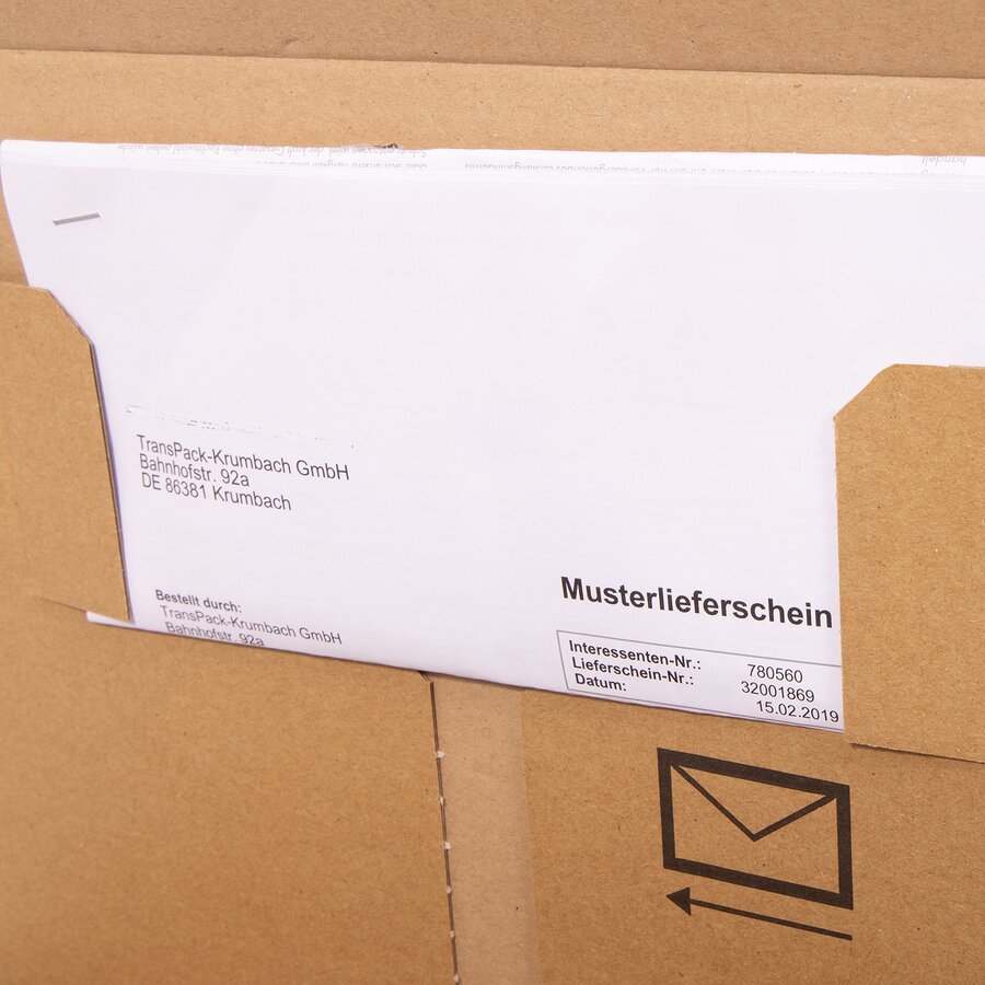 Praktische Einstecklasche erlaubt das sichere Verstauen von Begleitpapieren Praktische Einstecklasche erlaubt das sichere Verstauen von Begleitpapieren