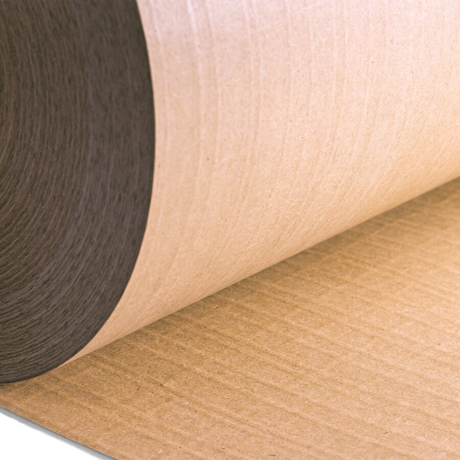 Starkes Packpapier auf Rolle Rolle abgewickelt mit sichtbarer Struktur und Stärke