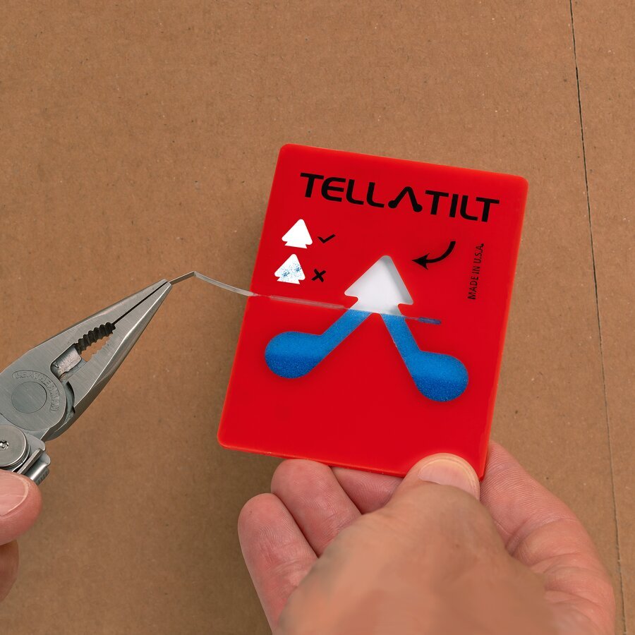 Erster Schritt: Sicherheitsband lösen Schaubild erster Schritt: Sicherheitsband mit Zange lösen