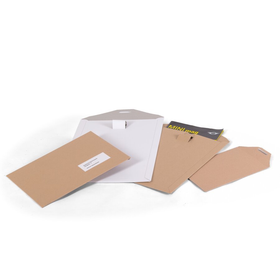 Kartonversandtasche mit Steckverschluss Kartonversandtasche mit Steckverschluss