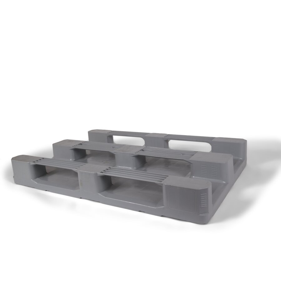 4-seitig unterfahrbar und mit 3 durchgehenden Bodenkufen ausgestattet 4-seitig unterfahrbar und mit 3 durchgehenden Bodenkufen ausgestattet