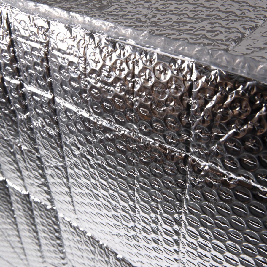 Luftpolsterhaube isoliert bestens dank der metallisierten Oberfläche Luftpolsterhaube isoliert bestens dank der metallisierten Oberfläche