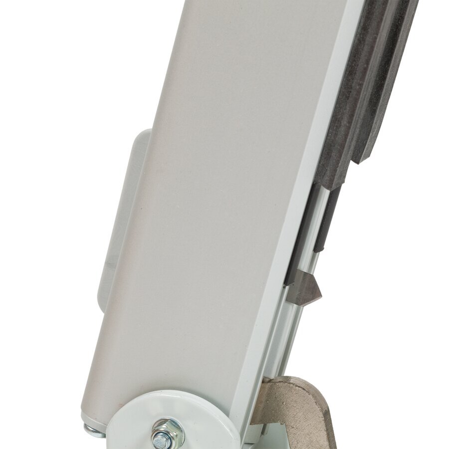 Mit integrierter Schneidvorrichtung zum individuellen Konfektionieren von Beuteln aus Schlauchfolie Mit integrierter Schneidvorrichtung zum individuellen Konfektionieren von Beuteln aus Schlauchfolie