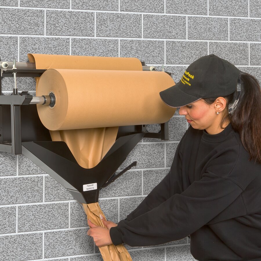 Stabile Stahlkonstruktion zur Befestigung an der Wand Stabile Stahlkonstruktion zur Befestigung an der Wand